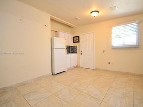 2455 SW 11th St 7A, Miami FL 33135