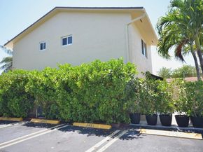 2455 SW 11th St 7A, Miami FL 33135