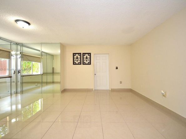 2455 SW 11th St 7A, Miami FL 33135