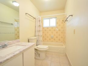 2455 SW 11th St 7A, Miami FL 33135