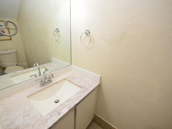 2455 SW 11th St 7A, Miami FL 33135