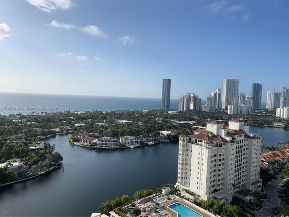 20191 E Country Club Dr 2601, Aventura FL 33180