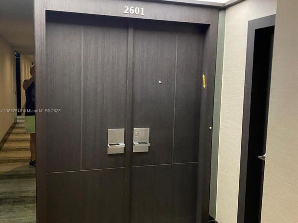 20191 E Country Club Dr 2601, Aventura FL 33180