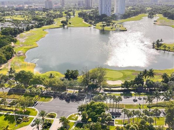20191 E Country Club Dr 2601, Aventura FL 33180