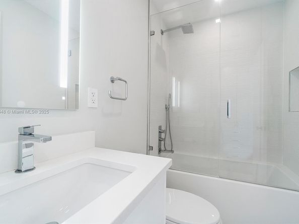 19941 NE 36th Pl, Aventura FL 33180