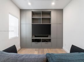 19941 NE 36th Pl, Aventura FL 33180