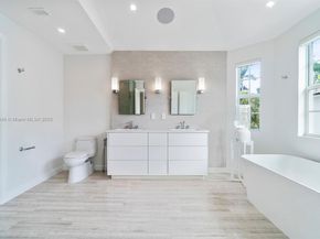 19941 NE 36th Pl, Aventura FL 33180