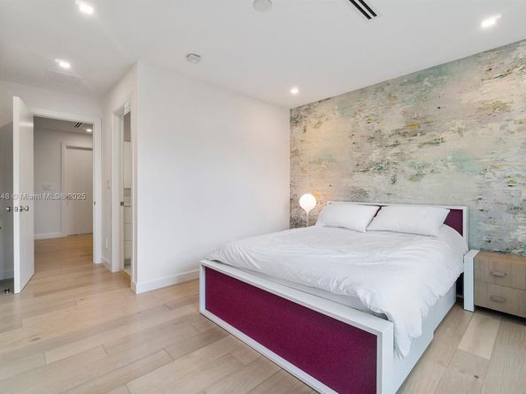 19941 NE 36th Pl, Aventura FL 33180