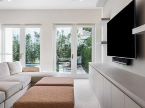 19941 NE 36th Pl, Aventura FL 33180