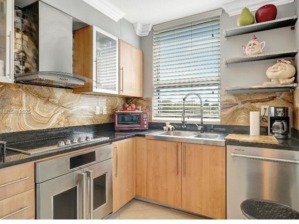 610 W Las Olas Blvd 313N, Fort Lauderdale FL 33312