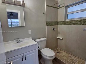 Undisclosed Address #A11924250, Oakland Park FL 33334