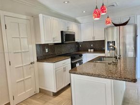 Undisclosed Address #A11924250, Oakland Park FL 33334