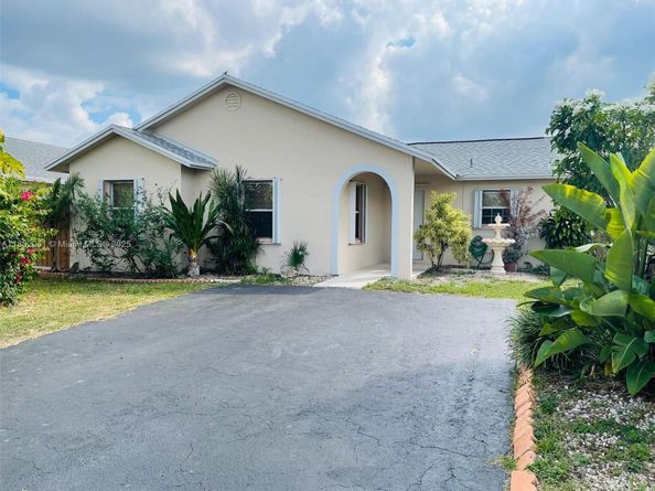 12740 SW 249th Ter, Homestead FL 33032