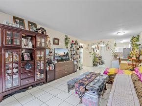 700 SE 9th Ct 103, Hialeah FL 33010