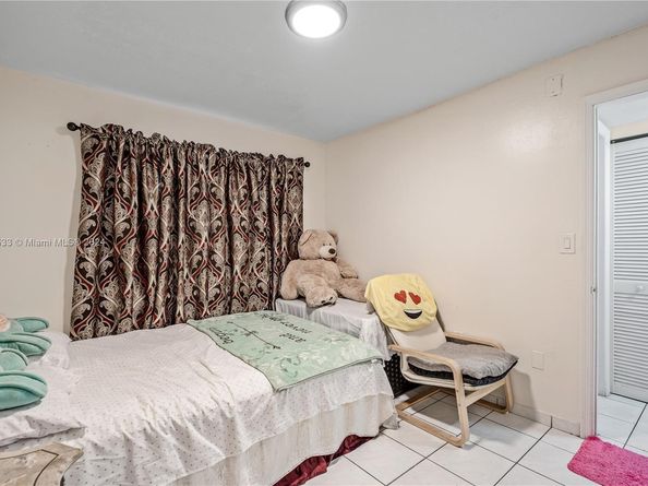 700 SE 9th Ct 103, Hialeah FL 33010