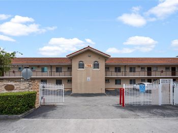 700 SE 9th Ct