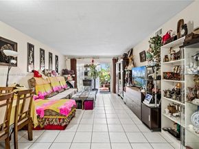 700 SE 9th Ct 103, Hialeah FL 33010