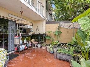 700 SE 9th Ct 103, Hialeah FL 33010