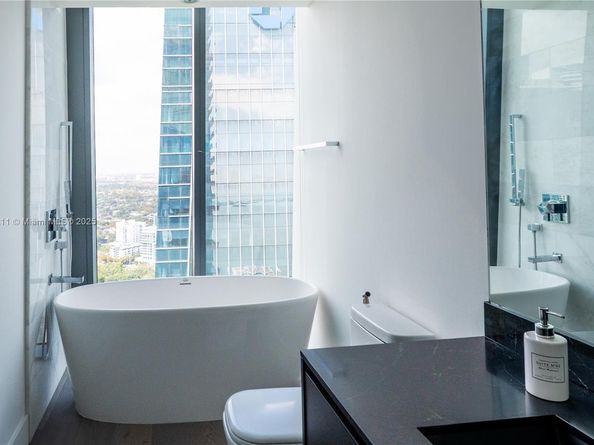 1451 Brickell Ave 3903, Miami FL 33131