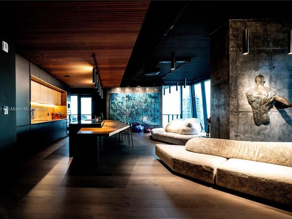 1451 Brickell Ave 3903, Miami FL 33131