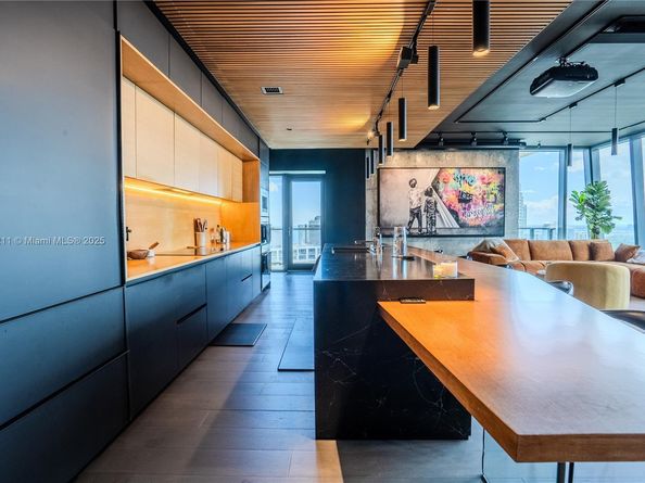 1451 Brickell Ave 3903, Miami FL 33131