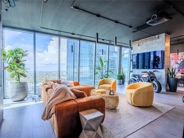 1451 Brickell Ave 3903, Miami FL 33131