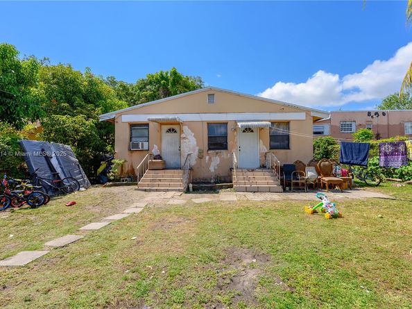 144 NW 53rd St, Miami FL 33127