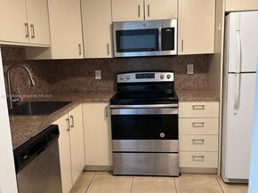 1830 Dixieanna St 606, Hollywood FL 33020