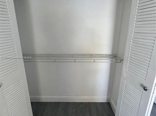 2050 SW 122nd Ave 22, Miami FL 33175