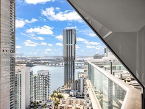 460 NE 28th St 3907, Miami FL 33137