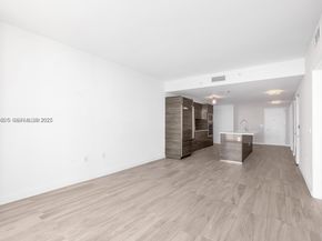 460 NE 28th St 3907, Miami FL 33137