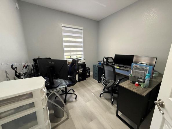 3360 SE 1st St, Homestead FL 33033