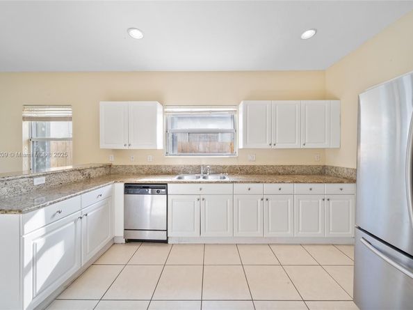 3641 NE 4th St, Homestead FL 33033