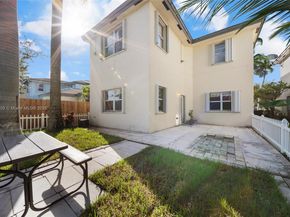 3641 NE 4th St, Homestead FL 33033