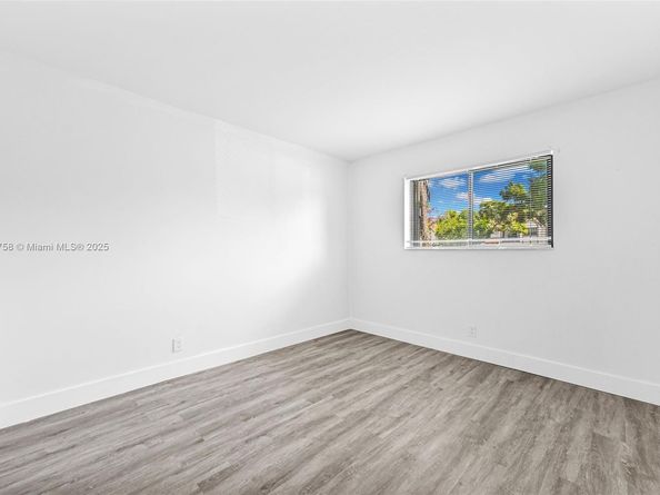 545 Trace Cir 101, Deerfield Beach FL 33441