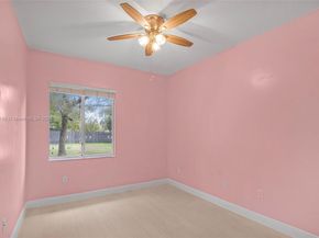 2821 Augusta Dr, Homestead FL 33035