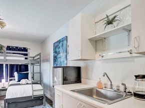 1426 Coolidge St, Hollywood FL 33020