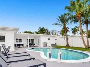 1426 Coolidge St, Hollywood FL 33020