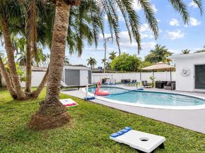 1426 Coolidge St, Hollywood FL 33020