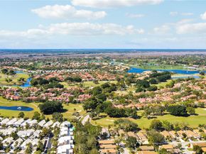 63 N Ironwood Way N, Palm Beach Gardens FL 33418