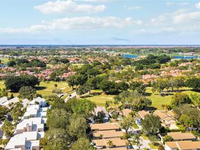 63 N Ironwood Way N, Palm Beach Gardens FL 33418