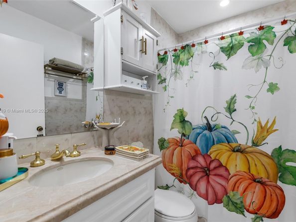 3631 SW 27th St, Miami FL 33133