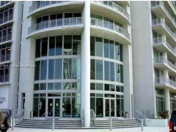 Undisclosed Address #A11577615, Miami FL 33130