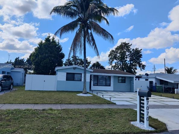 7070 SW 26th Ct, Miramar FL 33023