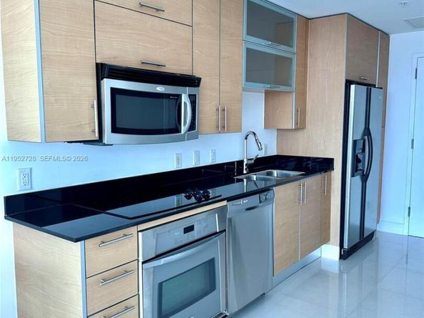 60 SW 13th St 1605, Miami FL 33130