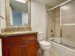 2320 S Cypress Bend Dr 204, Pompano Beach FL 33069