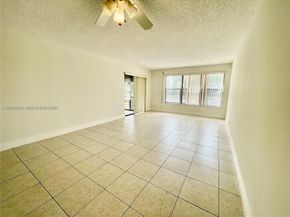 2320 S Cypress Bend Dr 204, Pompano Beach FL 33069