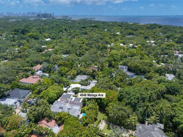4048 Malaga Ave, Miami FL 33133