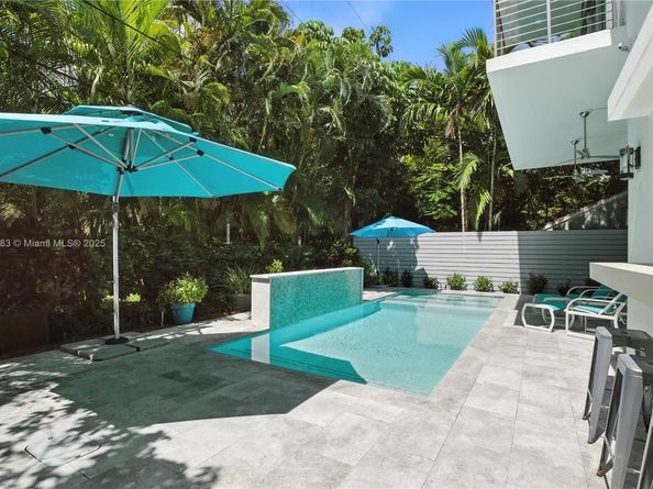 4048 Malaga Ave, Miami FL 33133