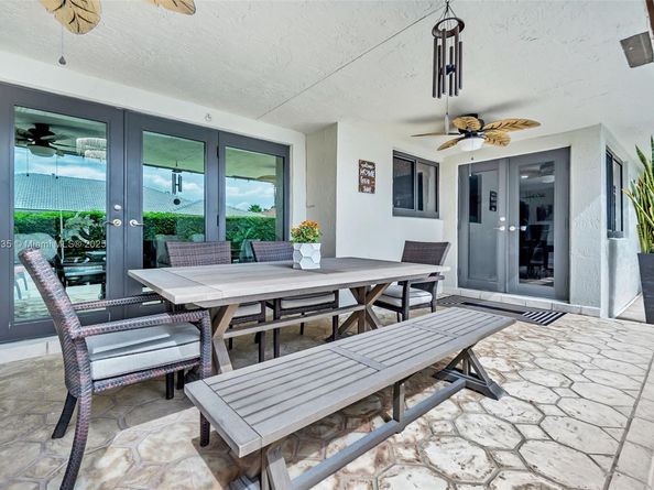 15462 SW 115th St, Miami FL 33196